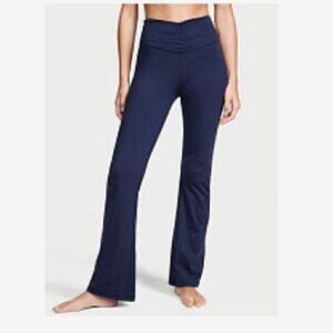 𝅺euc - Victoria secret love cloud flare pants - Sz M